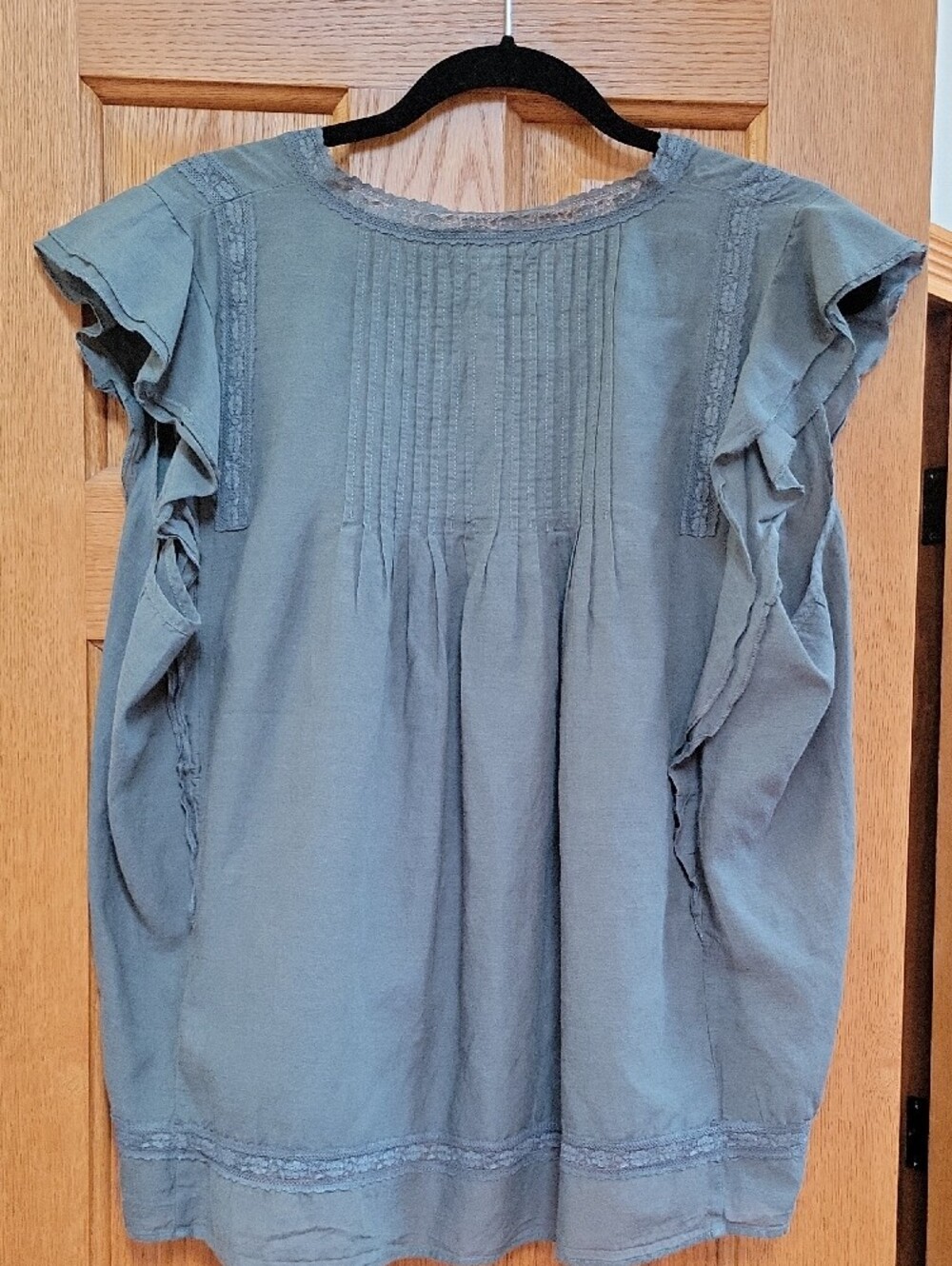 Lucky Brand V-Neck Pintuck Lace-Trim Blouse - Picture 4 of 4